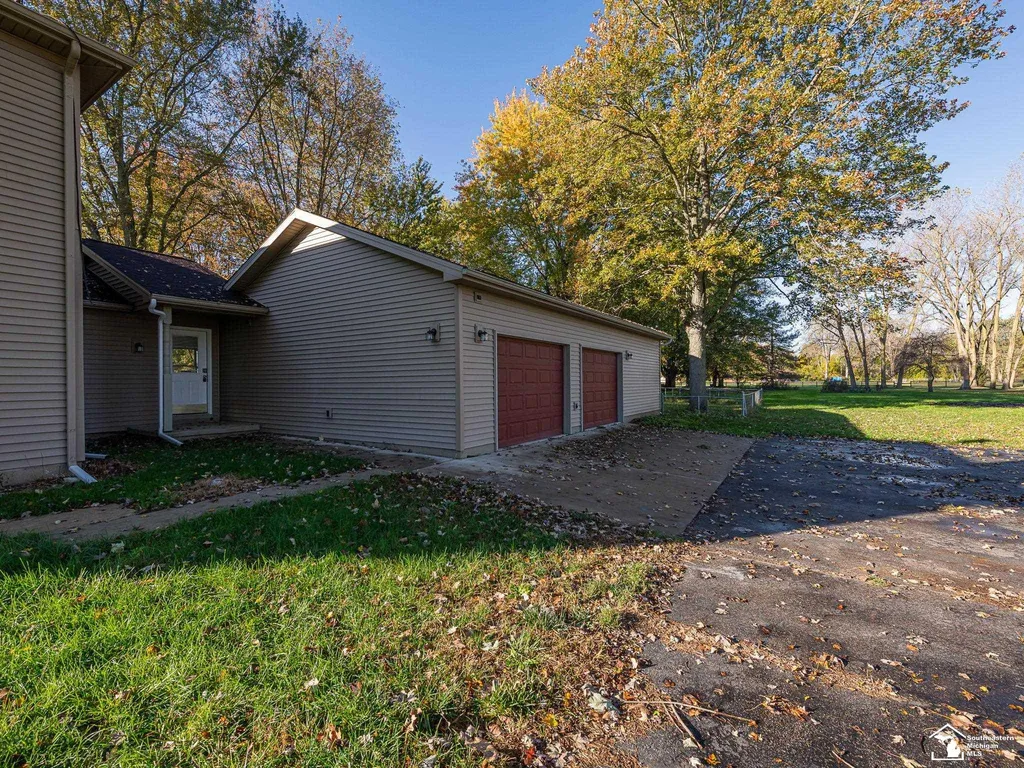 10711 Douglas Road Bedford Township MI 48182