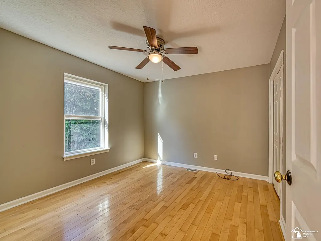 6482 Sorby Highway Addison Village MI 49220