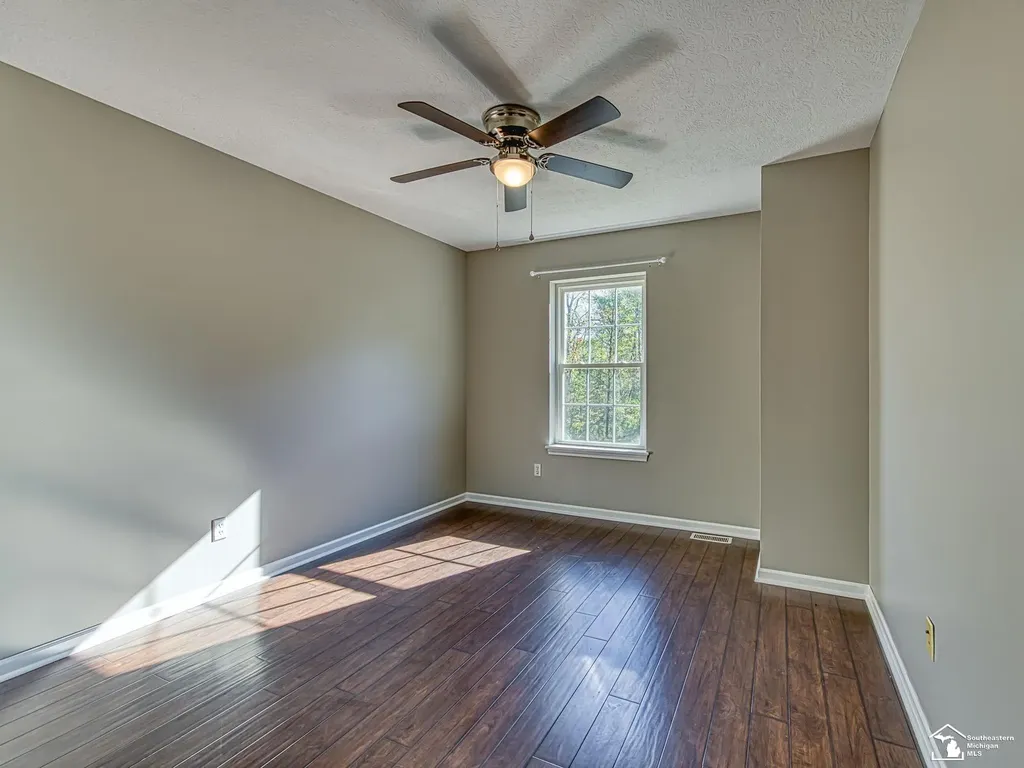 6482 Sorby Highway Addison Village MI 49220