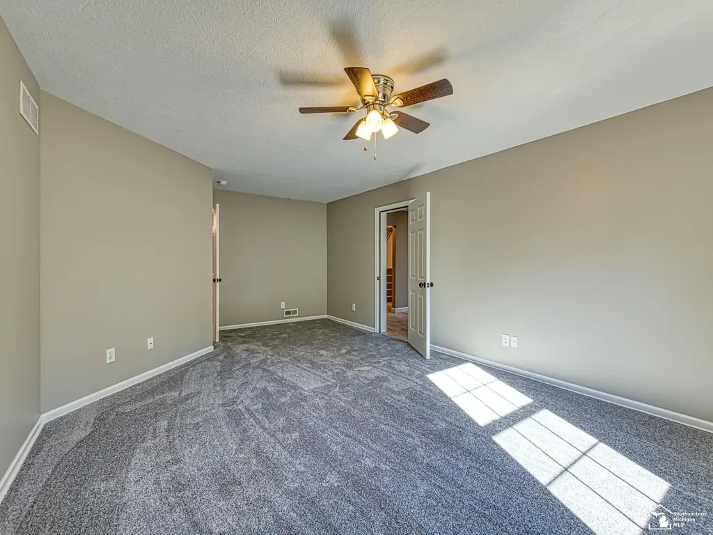 6482 Sorby Highway Addison Village MI 49220
