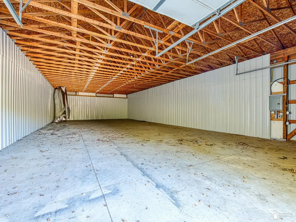 6482 Sorby Highway Addison Village MI 49220