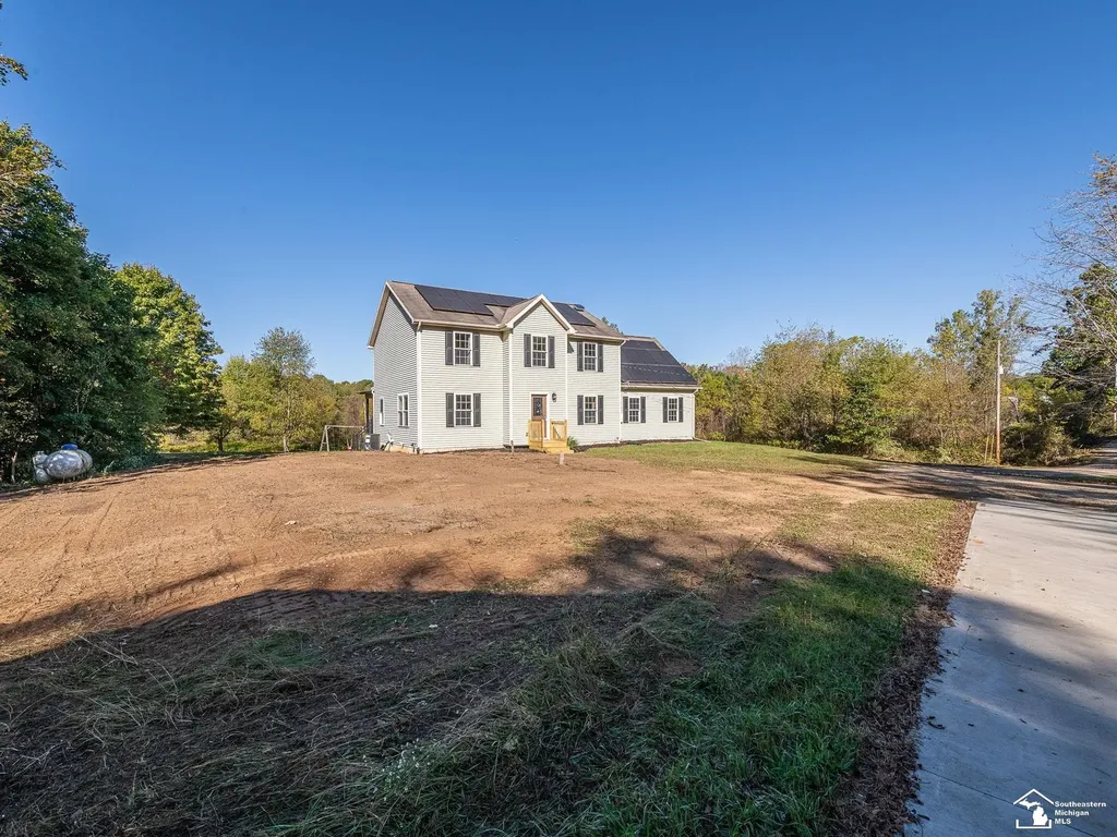 6482 Sorby Highway Addison Village MI 49220