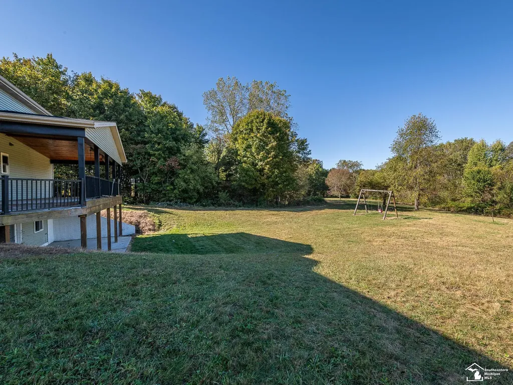 6482 Sorby Highway Addison Village MI 49220