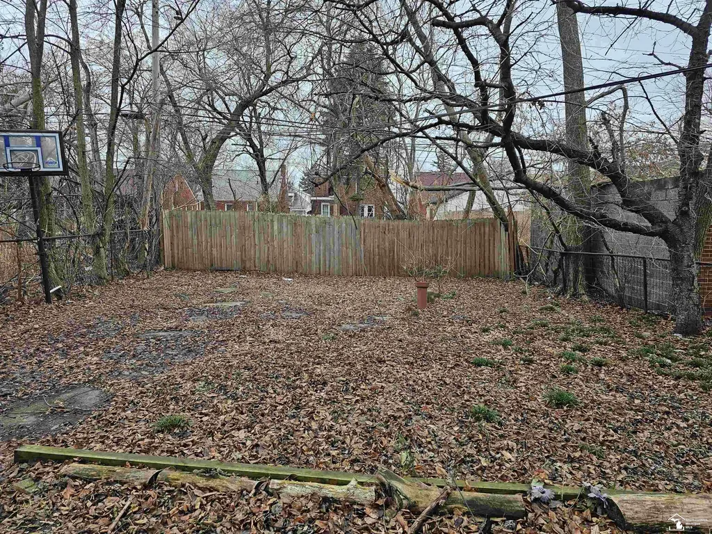 18635 Saint Louis Street Detroit City MI 48234