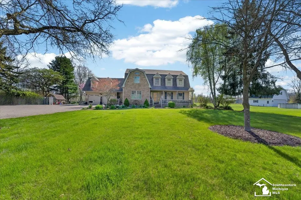 7577 S Huron River Drive South Rockwood Village MI 48179
