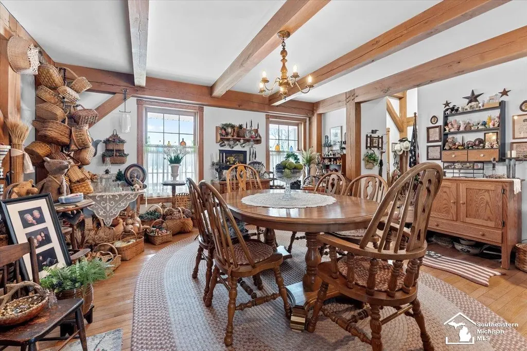 7577 S Huron River Drive South Rockwood Village MI 48179
