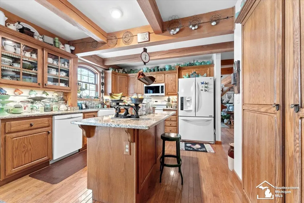7577 S Huron River Drive South Rockwood Village MI 48179