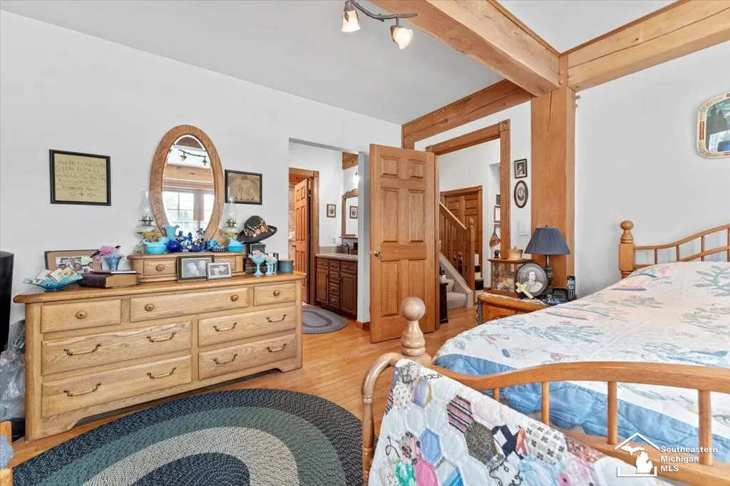 7577 S Huron River Drive South Rockwood Village MI 48179