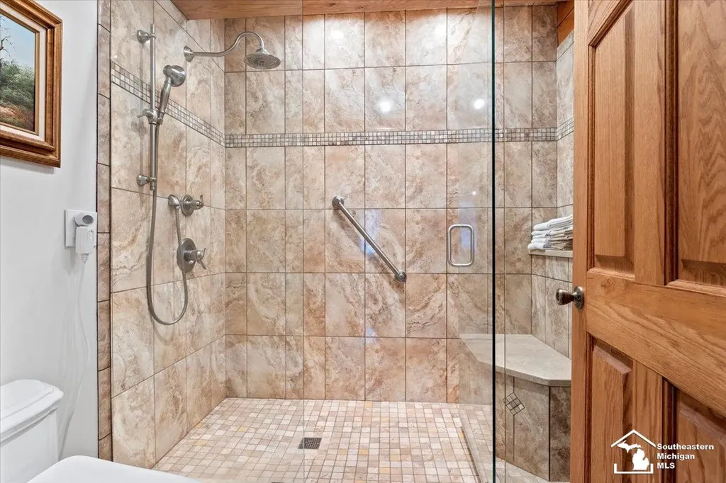 7577 S Huron River Drive South Rockwood Village MI 48179
