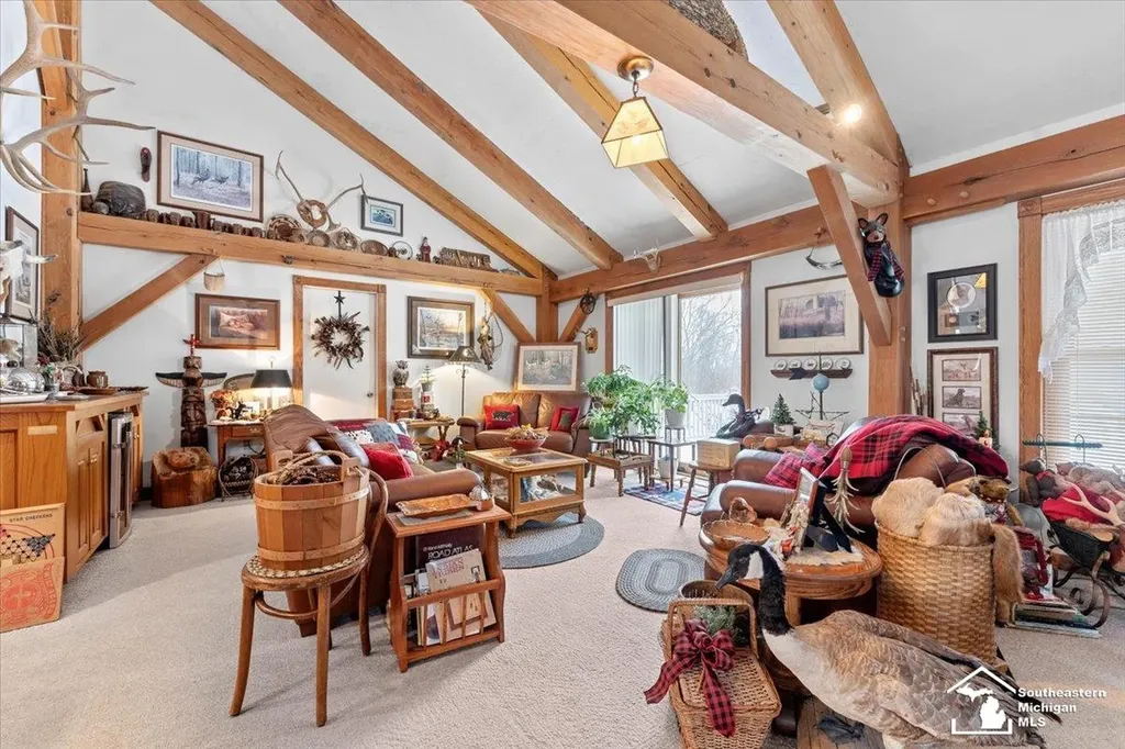 7577 S Huron River Drive South Rockwood Village MI 48179