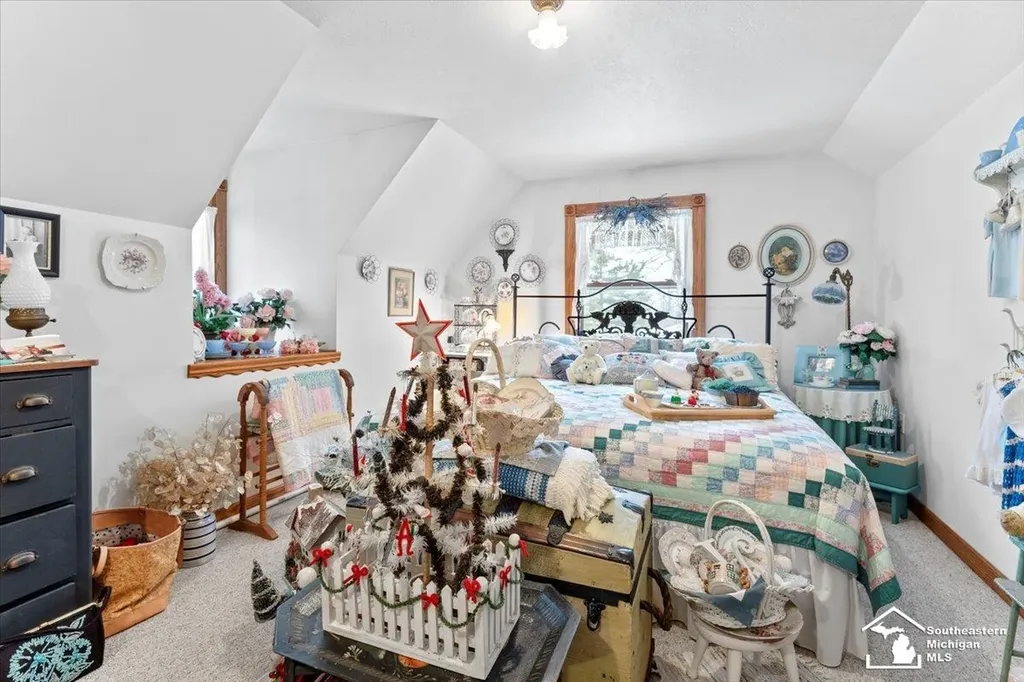 7577 S Huron River Drive South Rockwood Village MI 48179