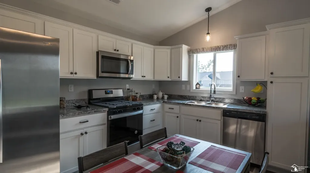 4101 Rosalia Drive Monroe Charter Township MI 48161