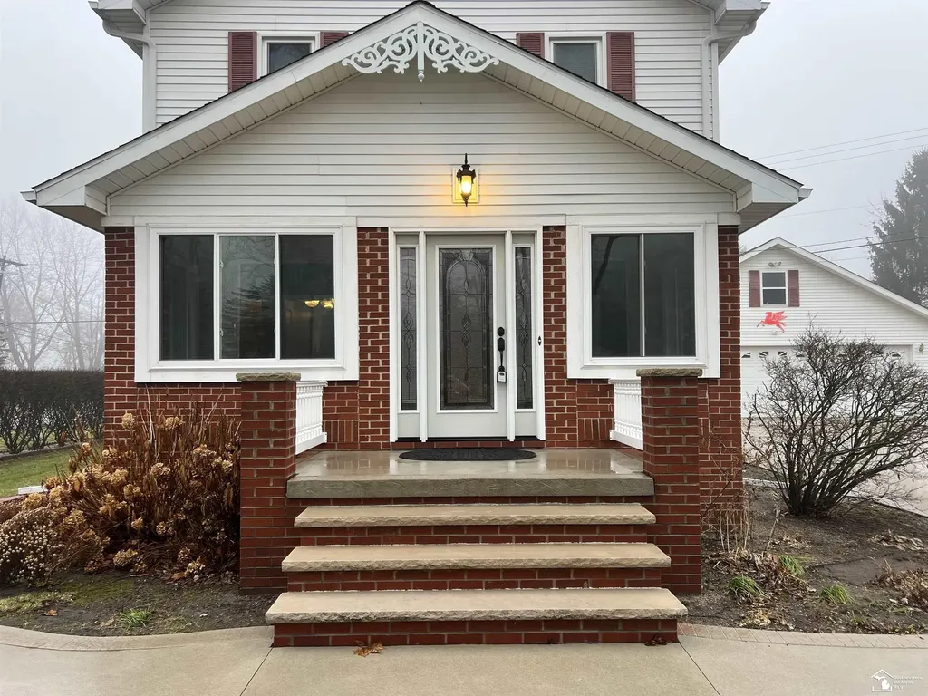 4011 Bluebush Road Raisinville Township MI 48162