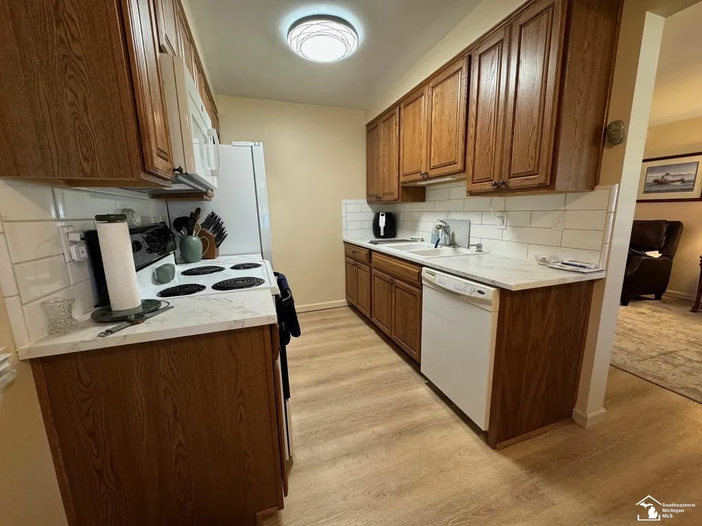 3437 3rd Street Trenton City MI 48183