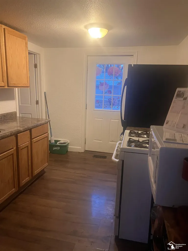 625 W Fifth Street Monroe City MI 48161