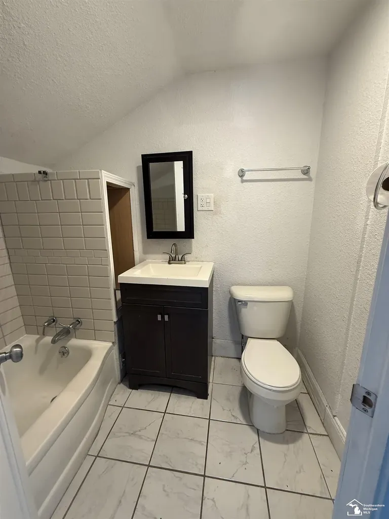 625 W Fifth Street Monroe City MI 48161