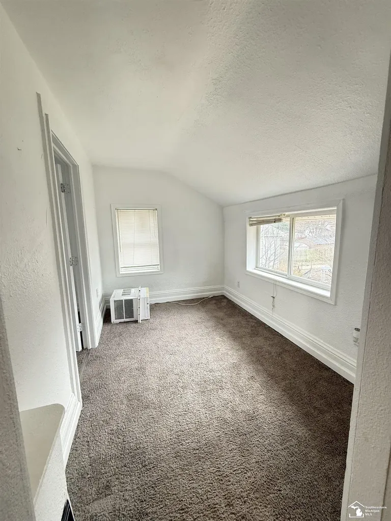 625 W Fifth Street Monroe City MI 48161