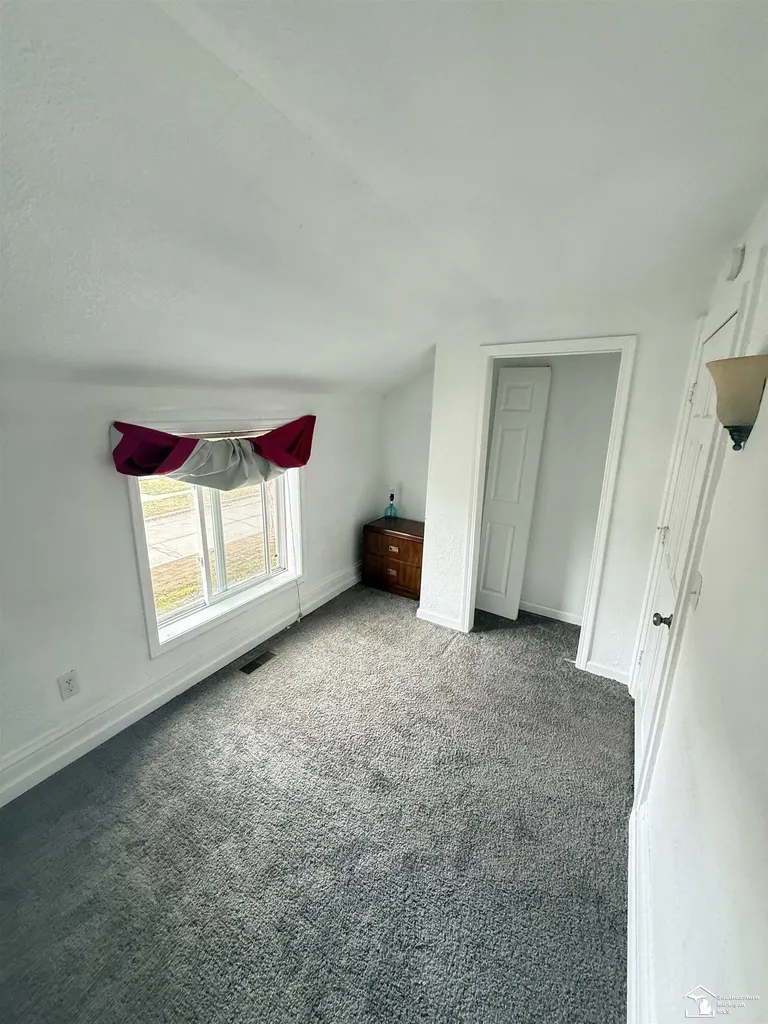 625 W Fifth Street Monroe City MI 48161
