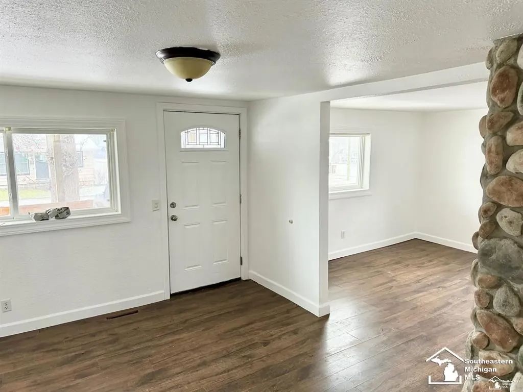 625 W Fifth Street Monroe City MI 48161