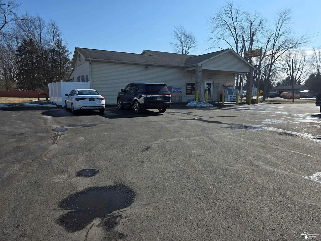 12240 S Dixie Highway Unknown City MI 48145
