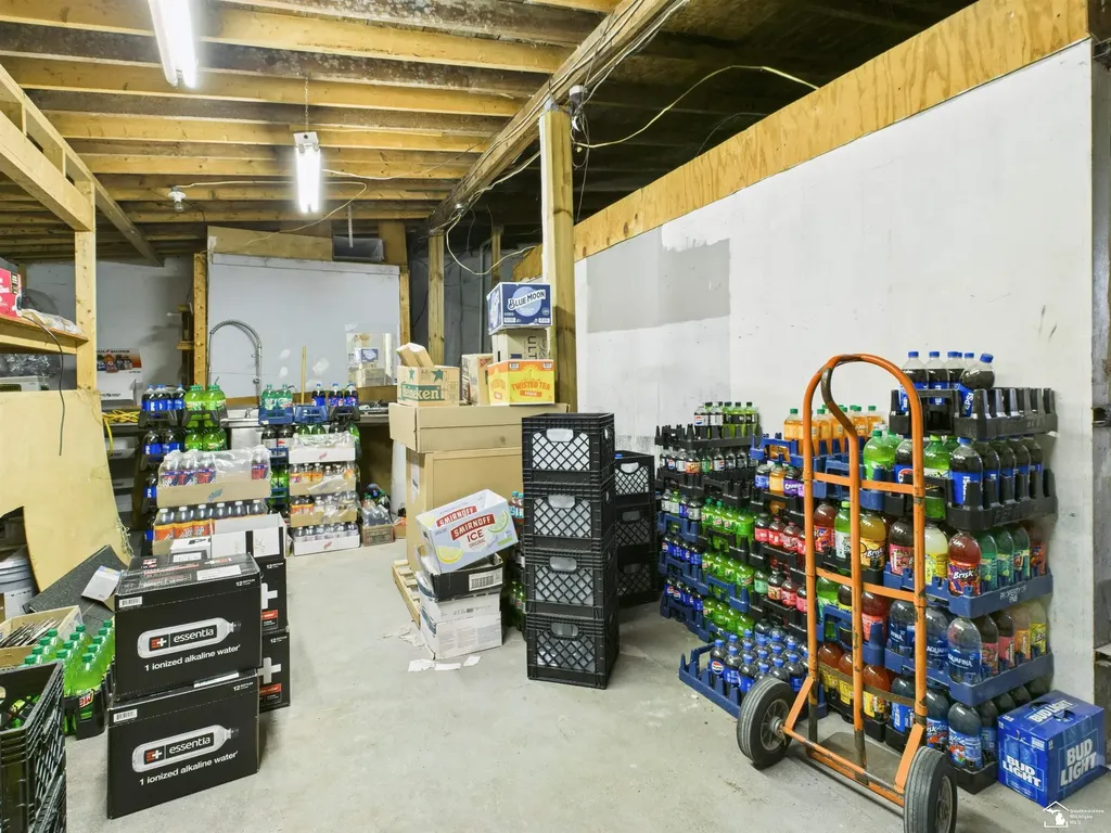12240 S Dixie Highway Unknown City MI 48145