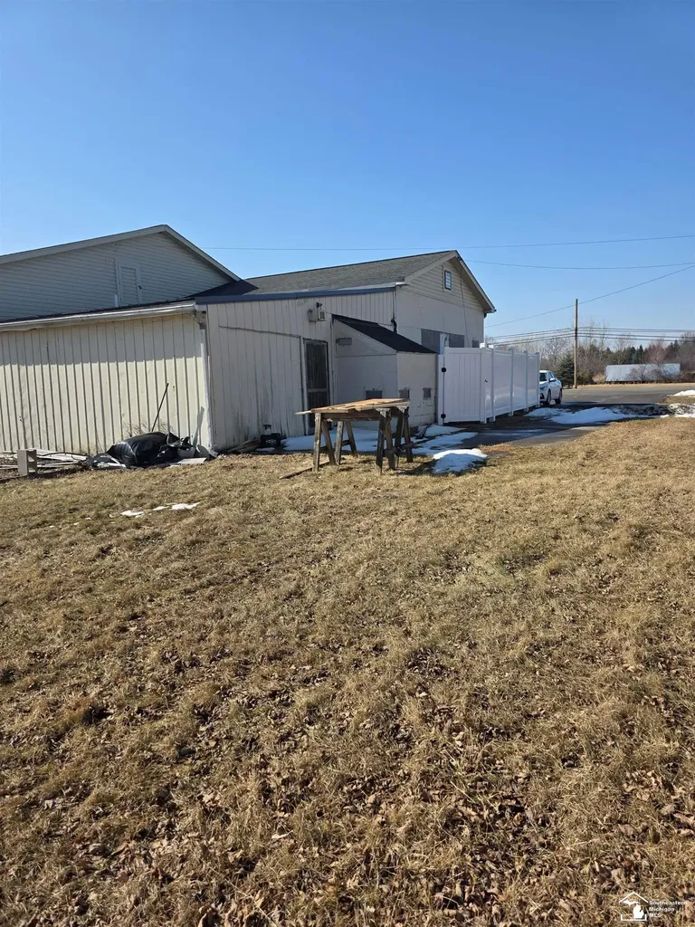 12240 S Dixie Highway Unknown City MI 48145