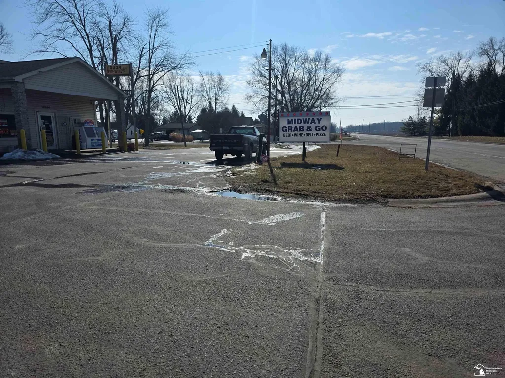 12240 S Dixie Highway Unknown City MI 48145
