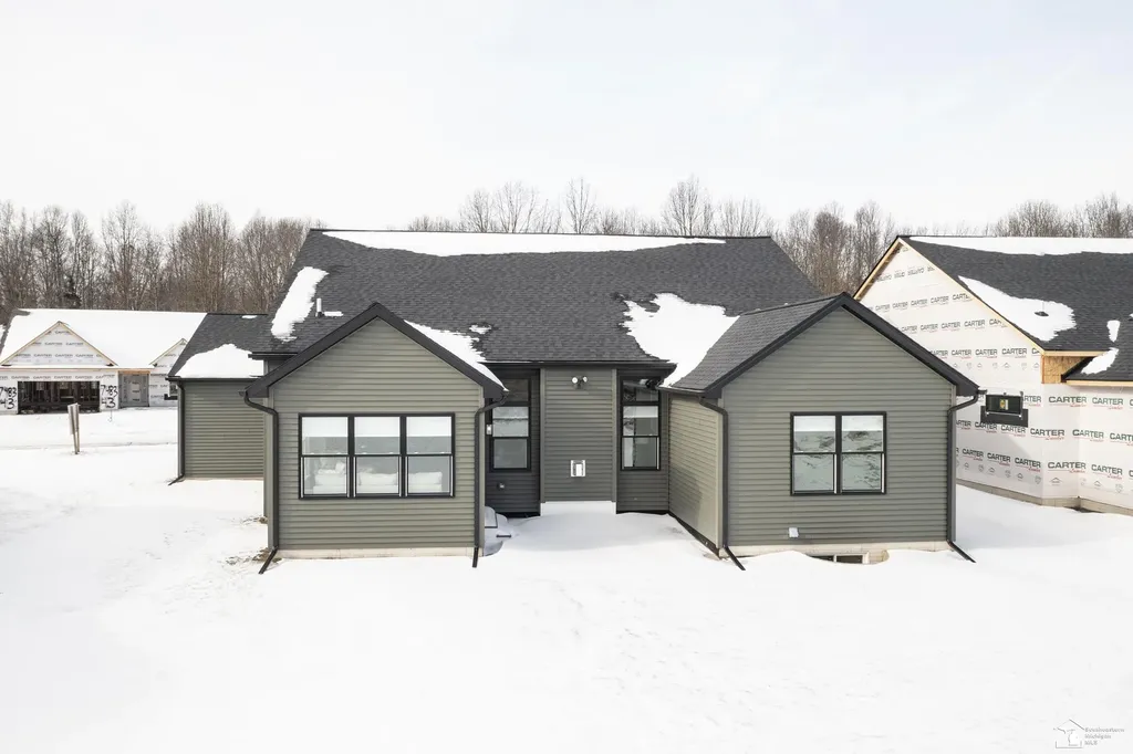 7494 Montri Drive Bedford Township MI 48182