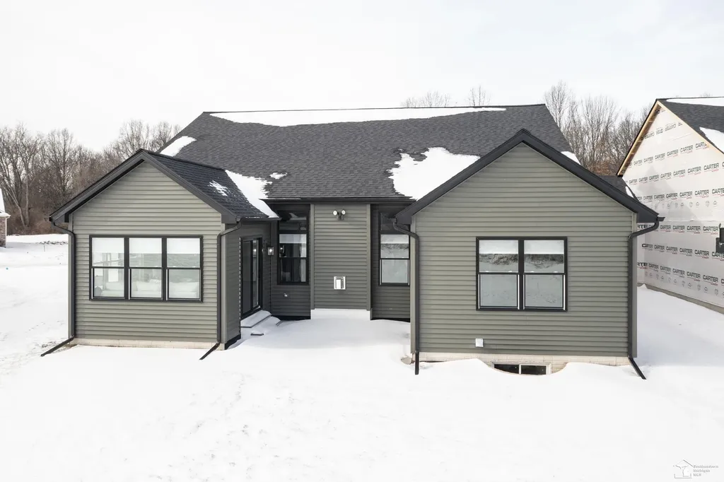 7494 Montri Drive Bedford Township MI 48182