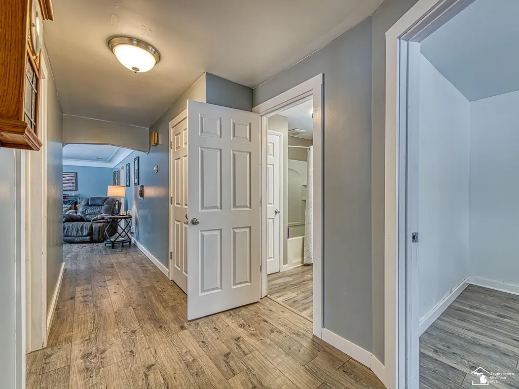 2525 Reinhardt Road Frenchtown Township MI 48162