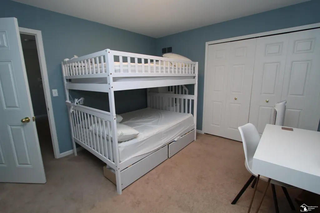 35773 Surrey Court Romulus City MI 48174