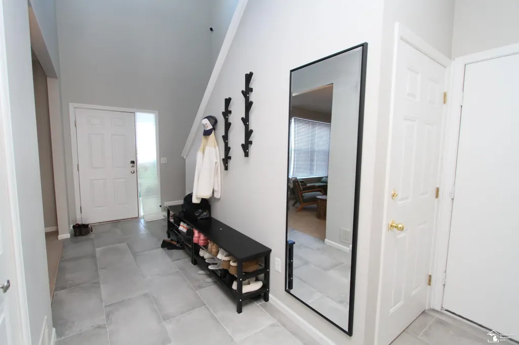 35773 Surrey Court Romulus City MI 48174