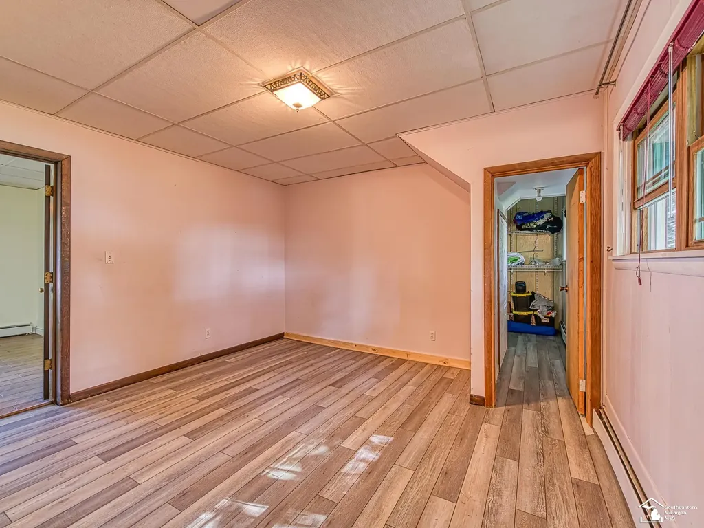 1660 W Sterns Road Bedford Township MI 48182