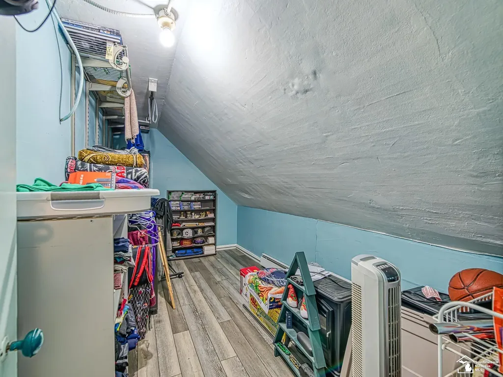 1660 W Sterns Road Bedford Township MI 48182