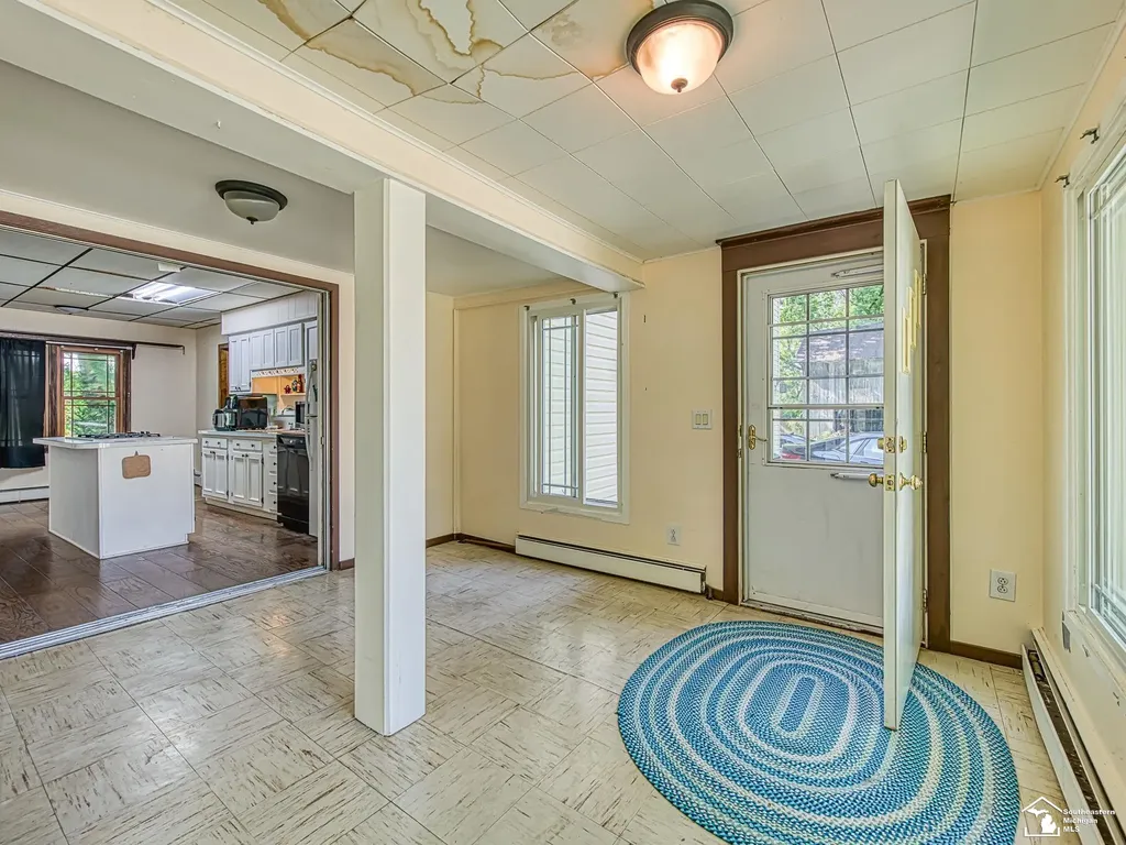 1660 W Sterns Road Bedford Township MI 48182