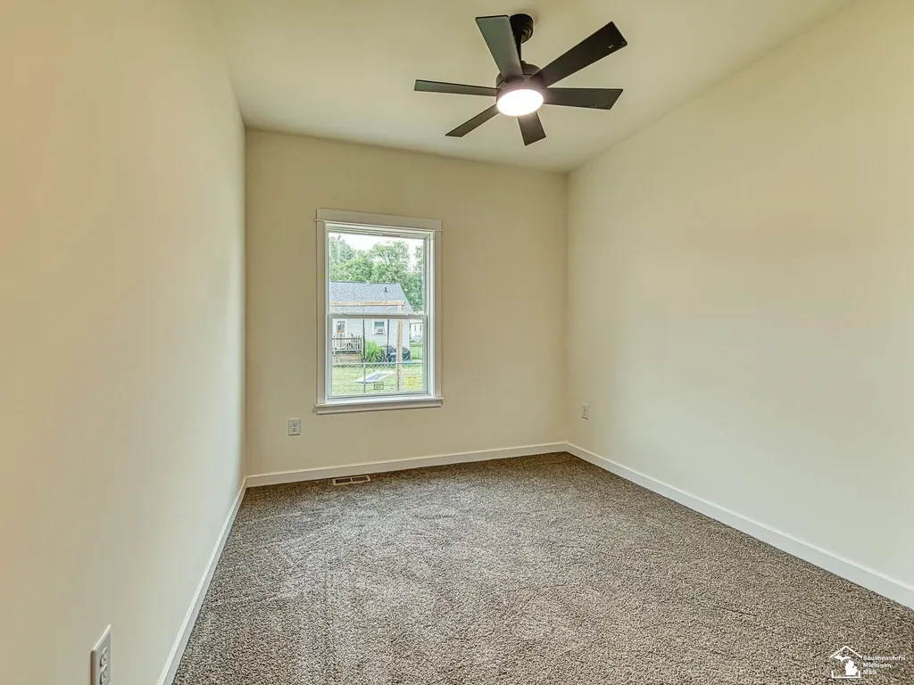 15604 Pine Street Monroe Charter Township MI 48161