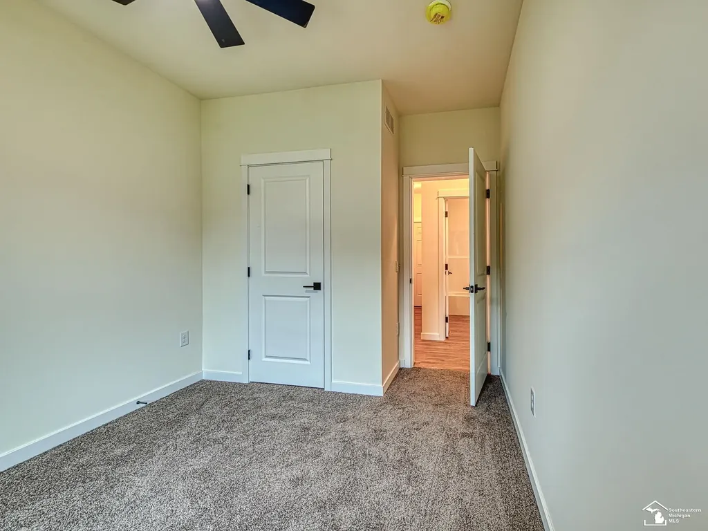15604 Pine Street Monroe Charter Township MI 48161