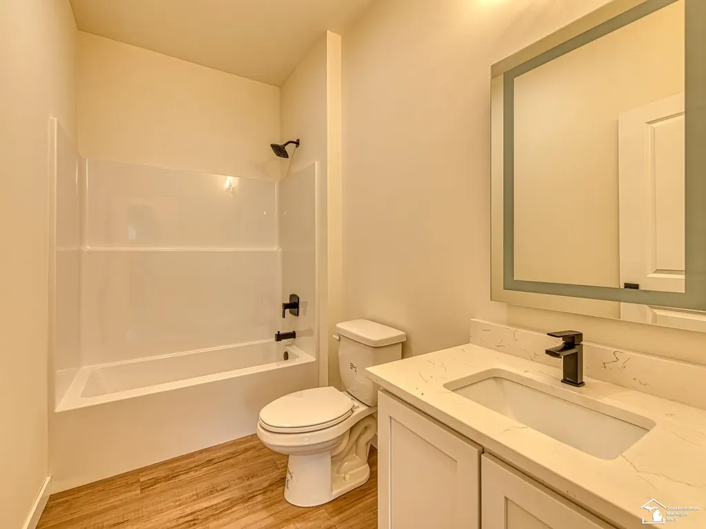 15604 Pine Street Monroe Charter Township MI 48161