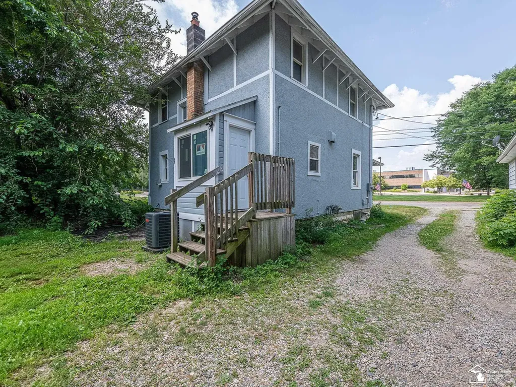 1105 Clinton Road Jackson City MI 49202