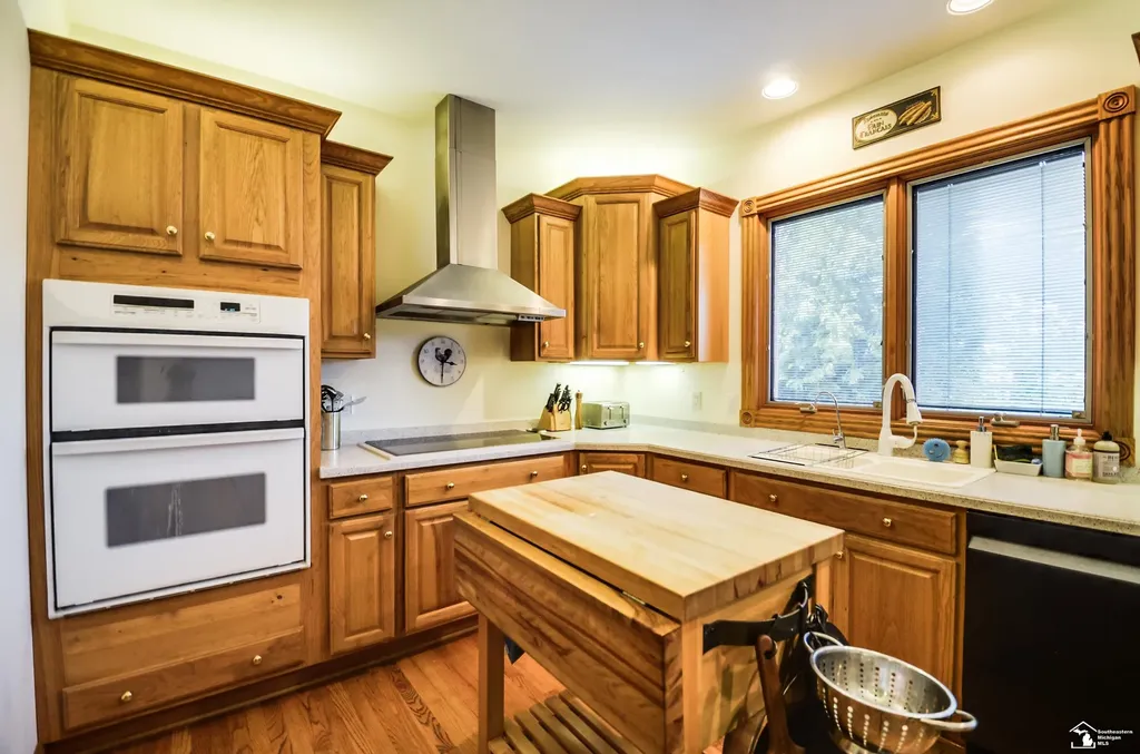 4077 Brest Road Frenchtown Township MI 48166