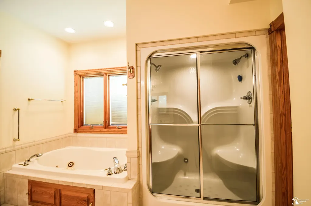 4077 Brest Road Frenchtown Township MI 48166