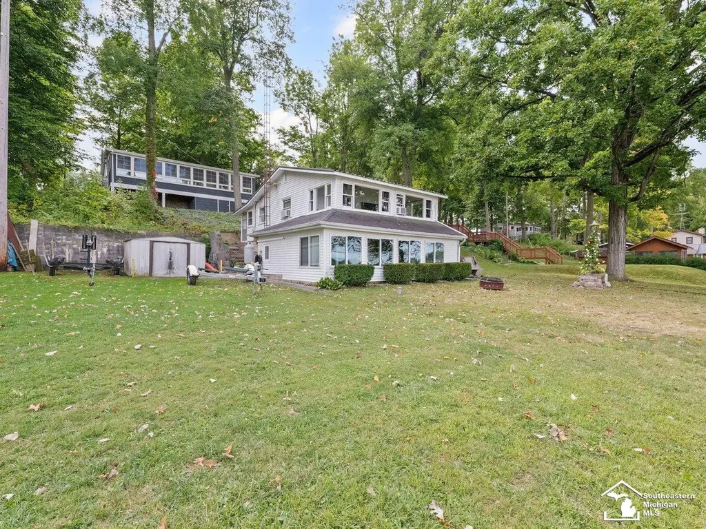 9911 Lake Drive Camden Township MI 49255