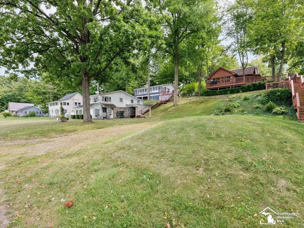 9911 Lake Drive Camden Township MI 49255