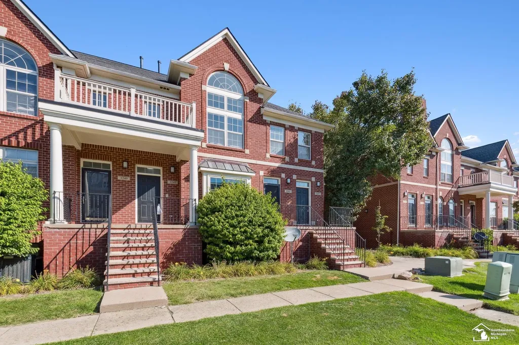 3237 Newbury Place Troy City MI 48084