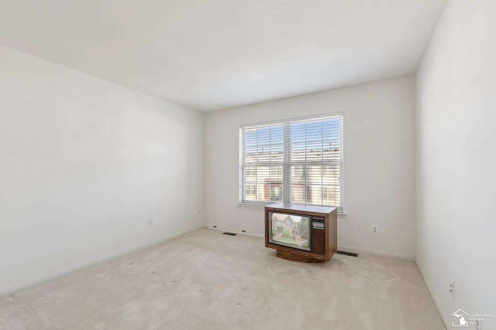 3237 Newbury Place Troy City MI 48084