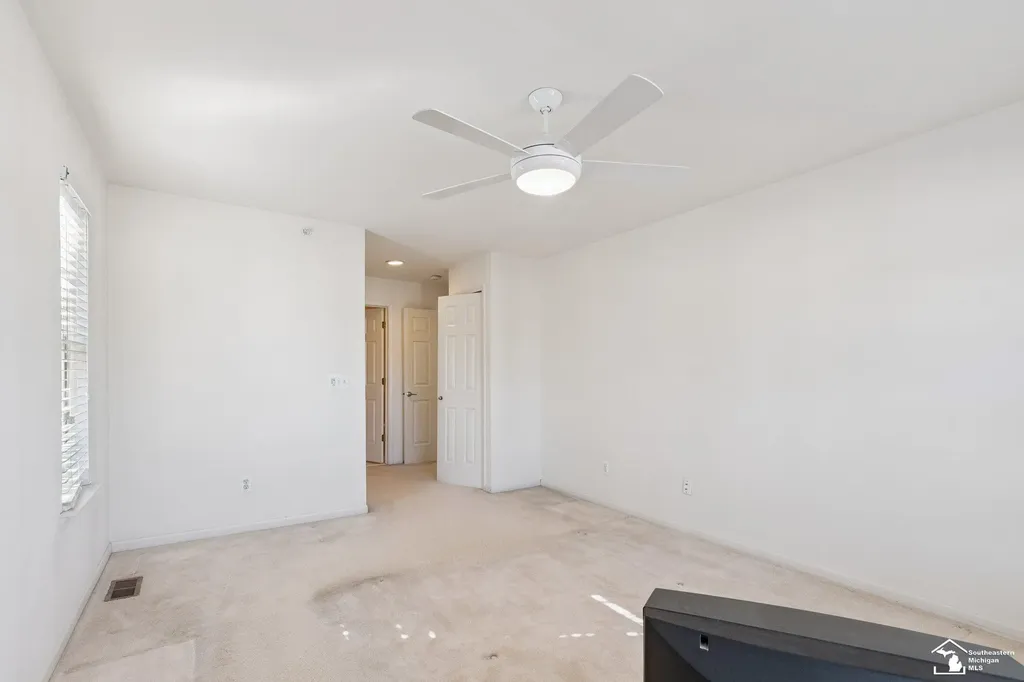 3237 Newbury Place Troy City MI 48084