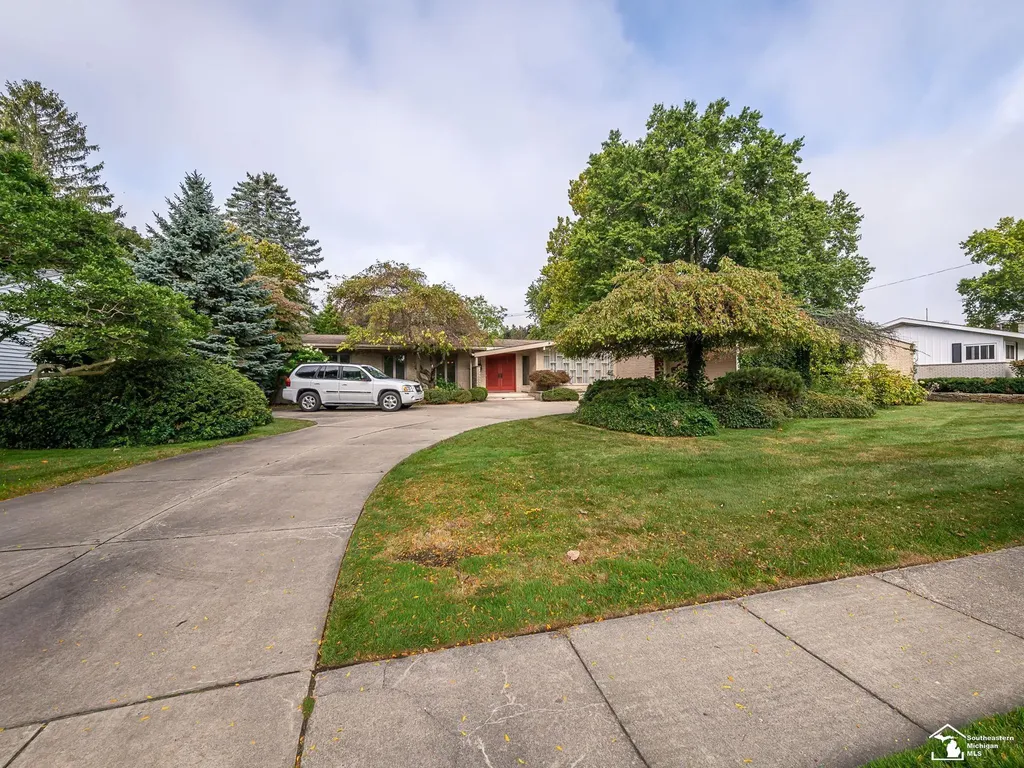 1605 Arbor Avenue Monroe City MI 48162
