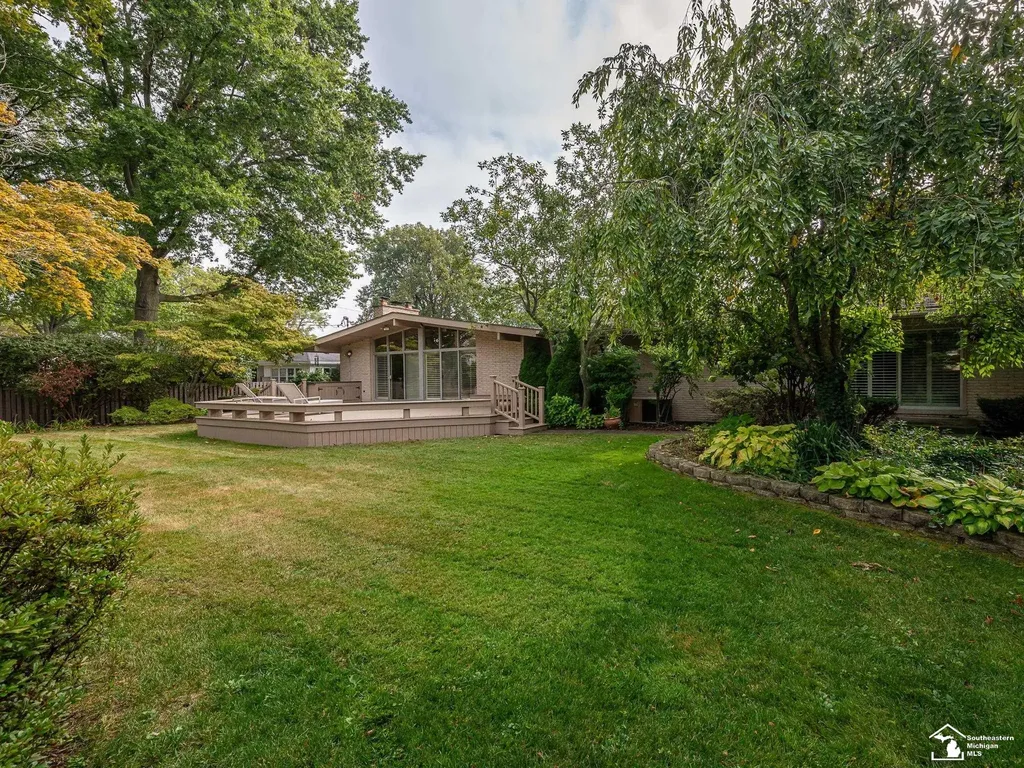 1605 Arbor Avenue Monroe City MI 48162