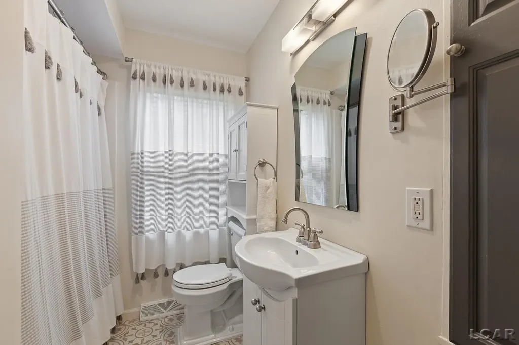 817 Outer Drive Tecumseh City MI 49286