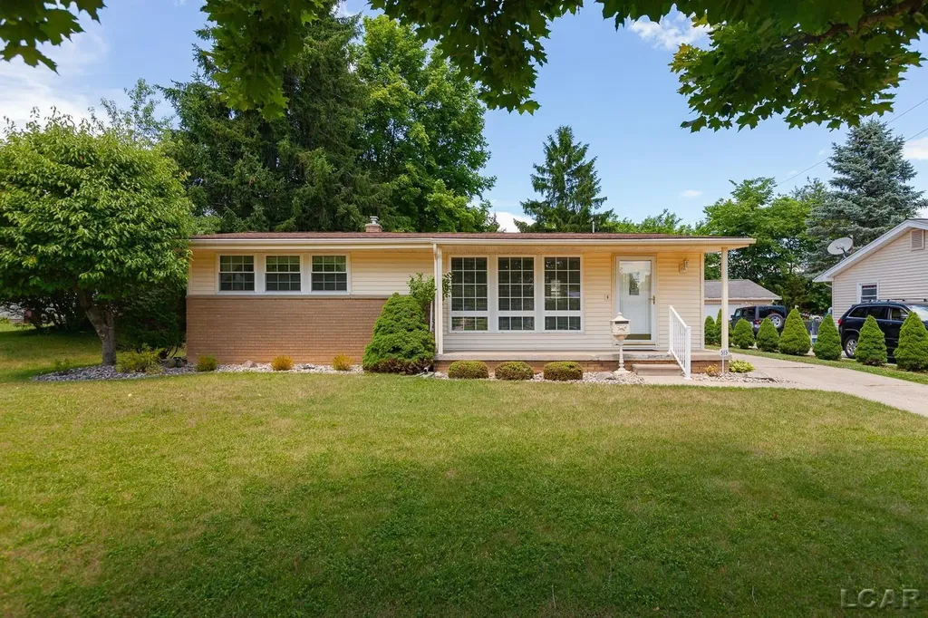 515 Nokomis Street Tecumseh City MI 49286
